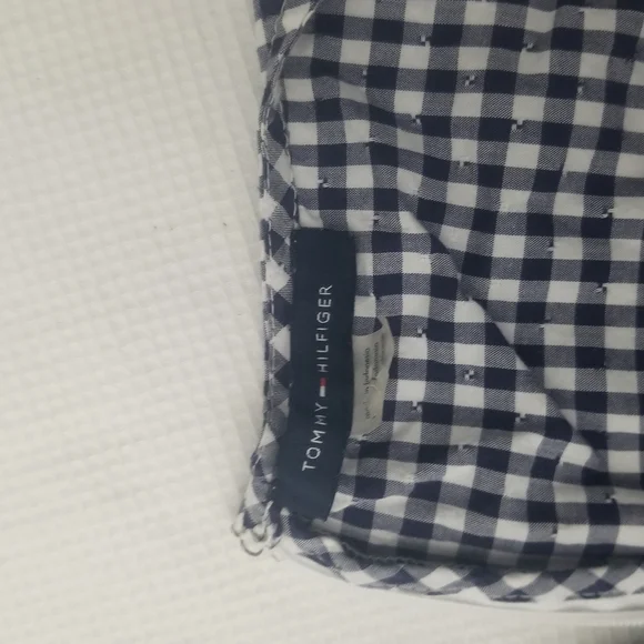 Tommy Hilfiger Top - Picture 3 of 3